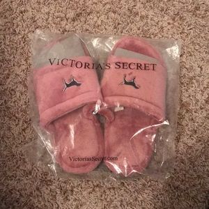Victoria’s Secret slippers BRAND NEW